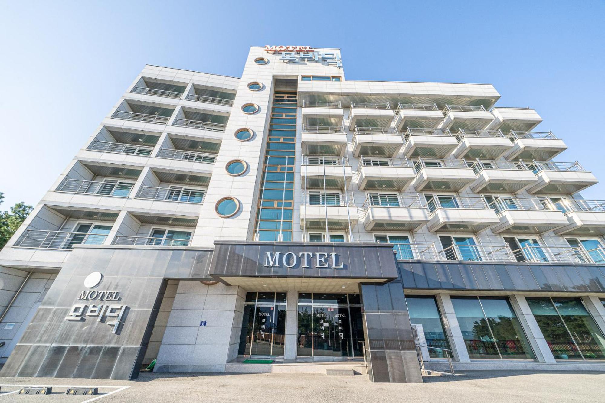 Mobydick Hotel Namae-ri Екстериор снимка